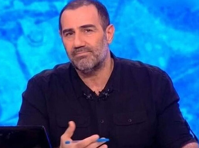 Συνεχίζεται ο «πόλεμος» «Ράδιο Αρβύλα» και ΣΚΑΪ - Η νέα απάντηση του Αντώνη Κανάκη