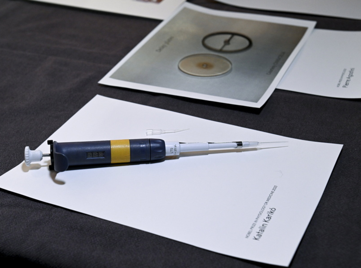 Λοιμωξιολόγος τα γυρνάει για να γλιτώσει: «Κάναμε ΛΑΘΟΣ με τις υποχρεωτικότητες», vid