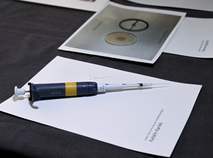 Λοιμωξιολόγος τα γυρνάει για να γλιτώσει: «Κάναμε ΛΑΘΟΣ με τις υποχρεωτικότητες», vid