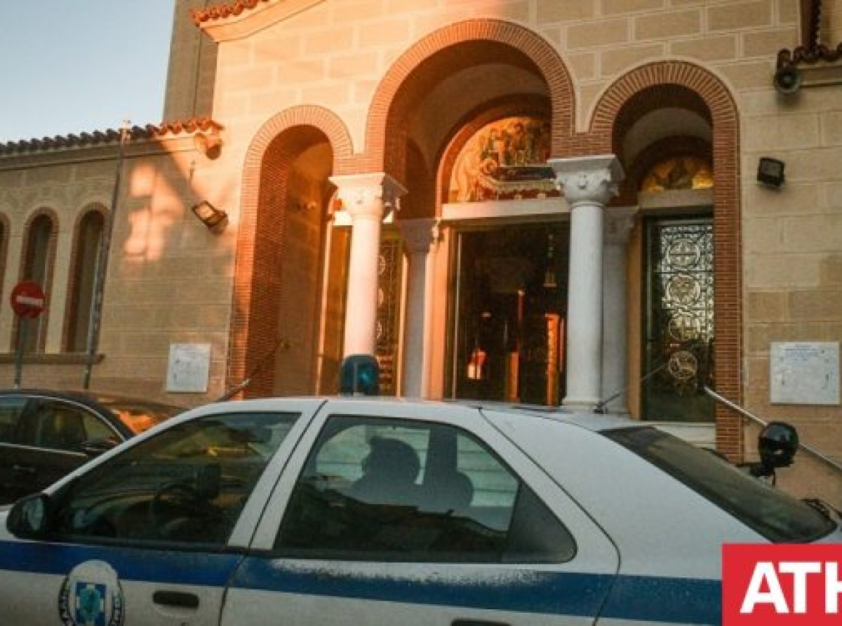 Κακοφάνηκε στους πολιτικούς που τους απαγορεύουν οι πατέρες να εισέλθουν στους ναούς…