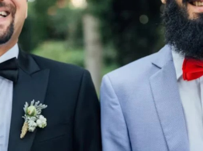 Θα παίρνουν το επίδομα… μητρότητας και τα ομόφυλα ζευγάρια