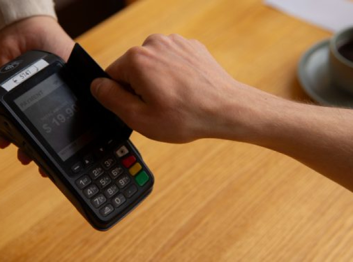 Παγκόσμιο…παράδειγμα η Ελλάδα: «Ένα ΑΧΡΗΜΑΤΟ μέλλον έρχεται για αυτή»