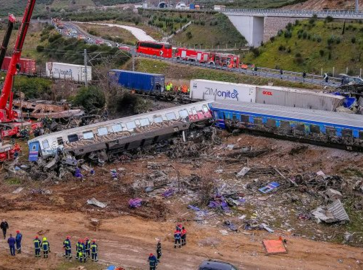 Τέμπη: Η Ευρωπαϊκή Εισαγγελία «αδειάζει» το πόρισμα της κυβέρνησης Μητσοτάκη και τον Καραμανλή