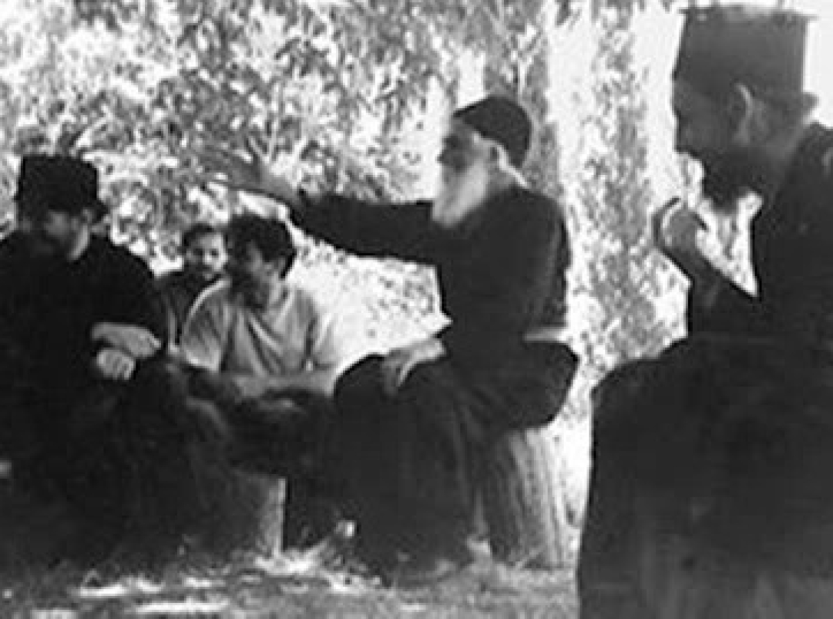 Το Κουτσουροδιδασκαλείον του Αγίου Γέροντα Παϊσίου: Μαθητές μεν κούτσουρα δε…! Η σημειολογία…