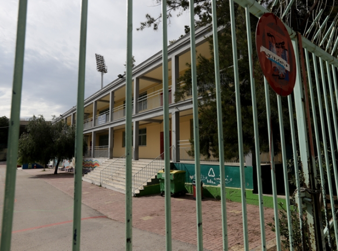 «Κλειδώσατε τα παιδιά με τους κακοποιητές τους»!! Η πιο ζοφερή επίπτωση των lockdown, video