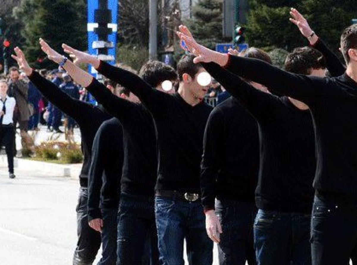 ΚΥΡΙΟΣ ΜΑΞΙΜΟΣ : Φοβούνται ξέσπασμα οργής στις παρελάσεις, λόγω Τεμπών!