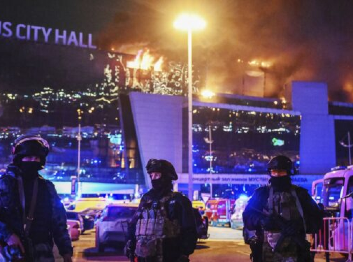 Ρωσικά Μ.Μ.Ε: «Τα ίχνη της τρομοκρατικής επίθεσης στο Crocus City Hall οδηγούν στην Ουκρανία με εμπλοκή και άλλων δυτικών χωρών…»