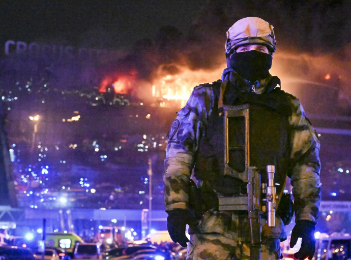 WSJ: Το Ισλαμικό Κράτος αδιαφορεί για τις συγκρούσεις της Δύσης - Όλοι είναι εχθροί του και στόχοι