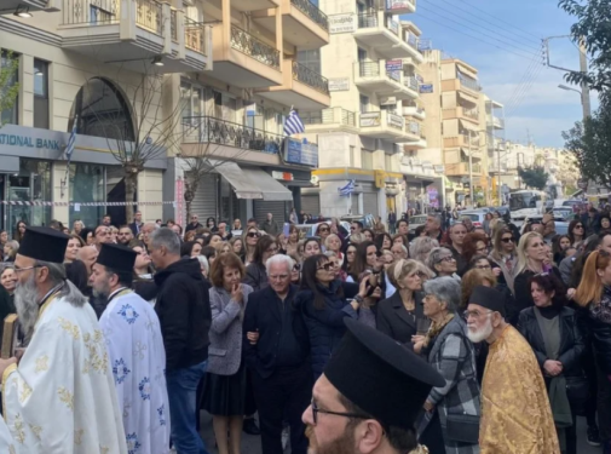 Θεσσαλονίκη: Πλήθος κόσμου βρέθηκε στην περιφορά της εικόνας του Ευαγγελισμού της Θεοτόκου