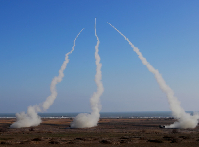 Απίστευτα ΒΙΝΤΕΟ! Αναχαίτιση ιρανικού πυραύλου έξω από την γήινη ατμόσφαιρα