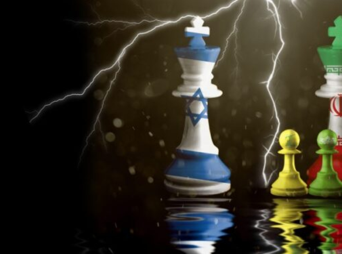 Σε στρατηγική αμηχανία το Ισραήλ – Εξετάζει πλήγμα σε «κρίσιμη εγκατάσταση» του Ιράν – WSJ: Άμεσα το πυραυλικό χτύπημα