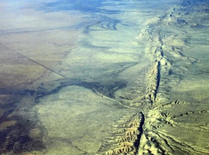 «Ας ετοιμαστούμε να βροντοφωνάξουμε». Οι Ηνωμένες Πολιτείες αναμένουν σεισμό στο ρήγμα του San Andreas.