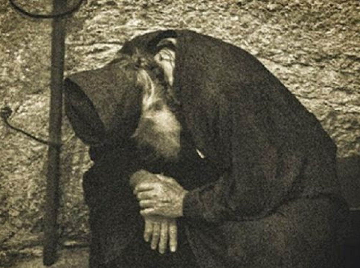 Επείγον μήνυμα γέροντα προς τους πιστούς