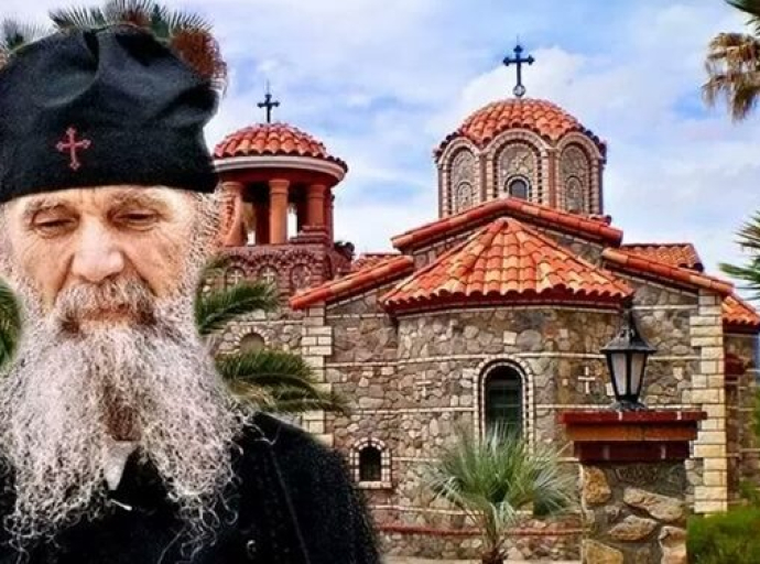 Αθωνίτης Γέροντας Εφραίμ του Φιλοθέου: έρχεται η σατανική εποχή, το κέντρο της οποίας είναι το υπερπόντιο.