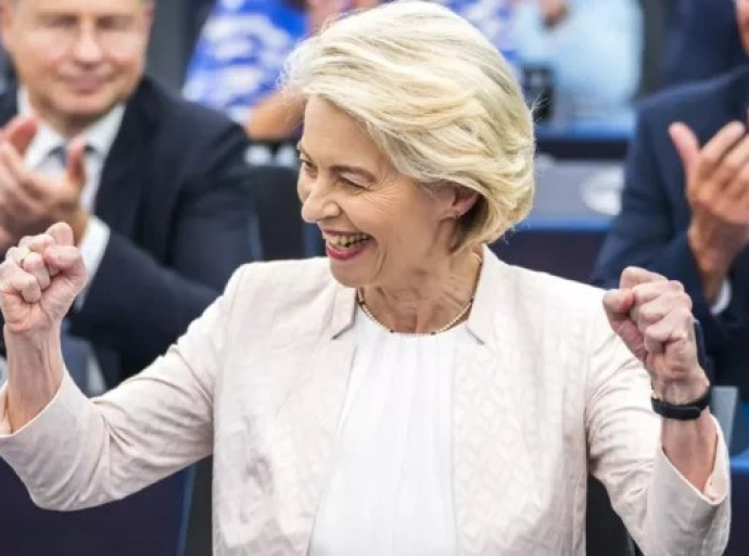 ΠΟΠΗ ΖΩΗ : Ursula von der leyen